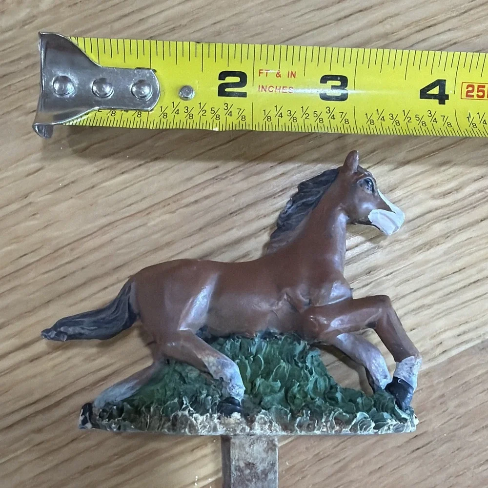 Lot Of 5 Mixed Plant Accessories Horse Frog Dove Insects